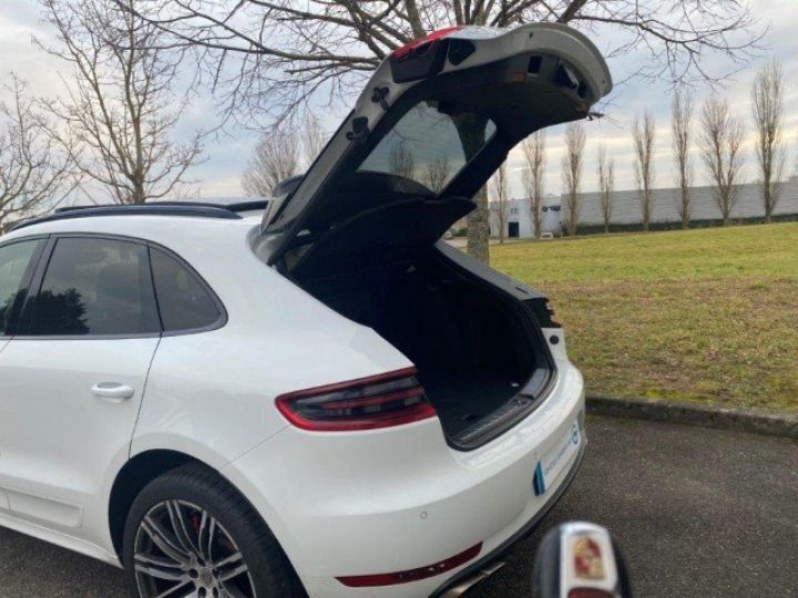 Porsche Macan TURBO 3,6 V6 400CV PDK     Essence BLANC - 36