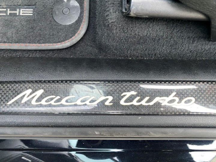 Porsche Macan TURBO 3.6 V6 440 ch Pack Performance PDK NOIR - 17