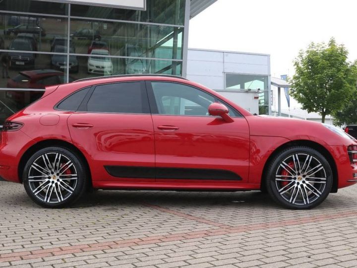 Porsche Macan Turbo PERFORMANCE/ACC/SPORT DESIGN Rouge - 6