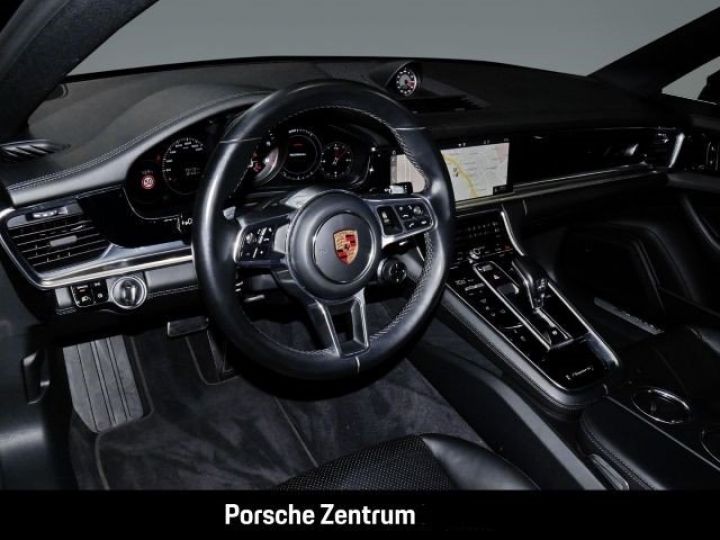 Porsche Panamera 4.0-V8- 4S 421Ch Diesel Pano BOSE Camera Toit Pano / 133 Noir Métallisée - 4