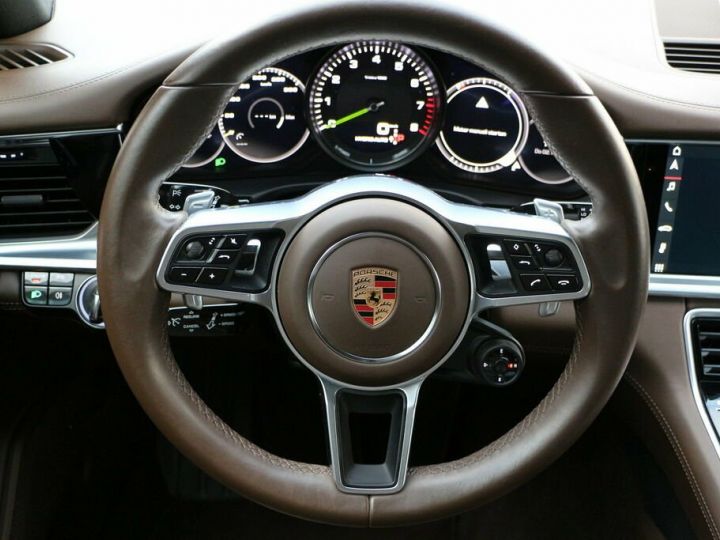 Porsche Panamera 4 E-Hybrid Toit panoramique Bose Caméra 1ère main Brun métallique - 8