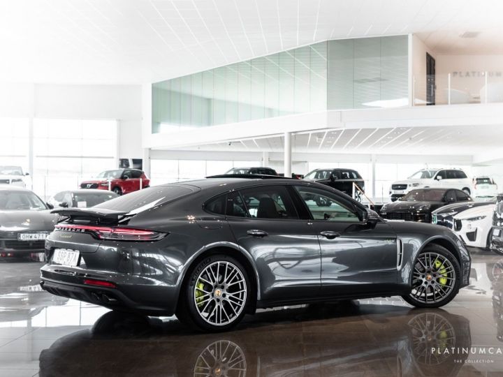 Porsche Panamera 4 E-Hybride 460ch PLATINIUM GARANTIE Gris Volcano - 3