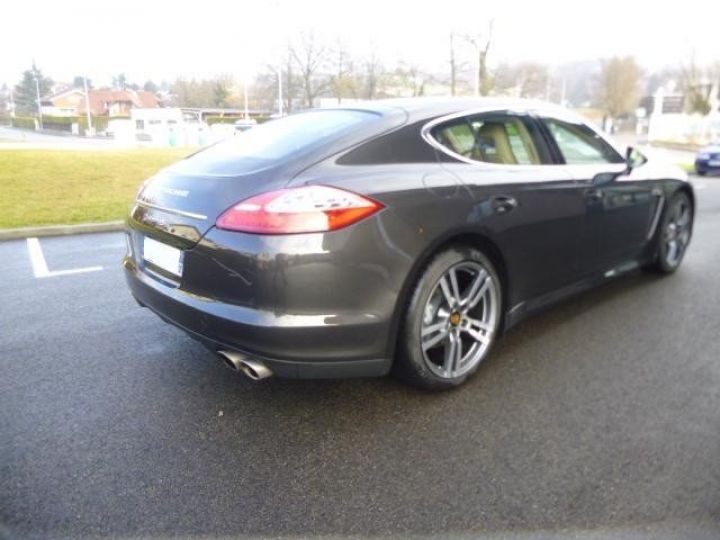 Porsche Panamera 4S V8 400CV     Essence GRIS ANTHRACITE - 12