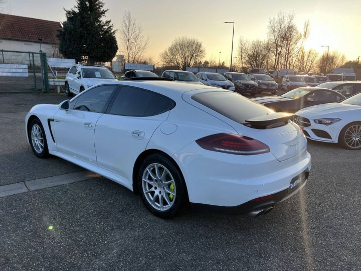 Porsche Panamera II (970) S E-Hybrid 3.0 DFi V6 333ch Tiptronic-8 50,000Kms FULL OPTIONS BLANC - 6