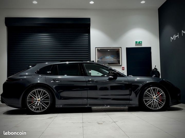 Porsche Panamera II SPORT TURISMO GTS PERFORMANCE 4.0 V8 460 CH PDK 8 SportDesign ROUE DIRECTRICE CARBONE JA21 MATRIX SOFT CLOSE CAM360 TÊTE HAUT VOLANT FULL OPTIONS Gris - 2