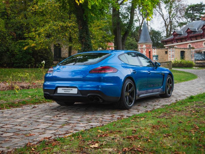 Porsche Panamera Porsche Panamera 4.8 V8 440 GTS - Couleur Blue Saphyr Paint to simple Bleu - 8