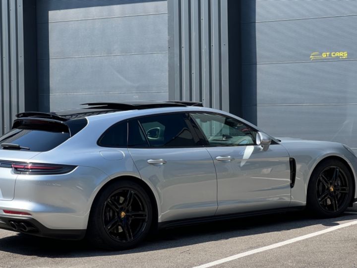 Porsche Panamera Porsche Panamera 4 Sport Turismo - LOA 961 euros par mois - TOE - 5 places - Chrono Argent - 12