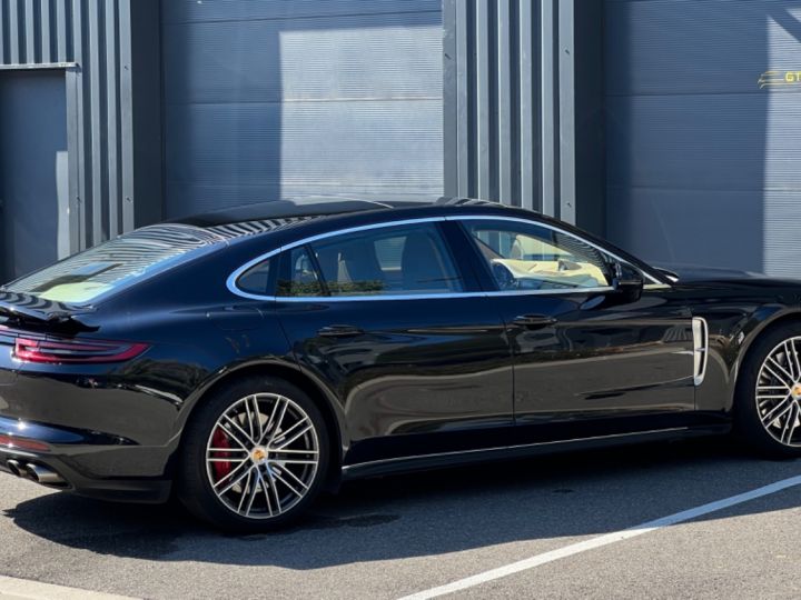 Porsche Panamera Porsche Panamera Turbo Exécutive - LOA 703 Euros Par Mois - 1e main française - Toit Panoramique - Burmester - échappement sport - Chrono Noir - 5