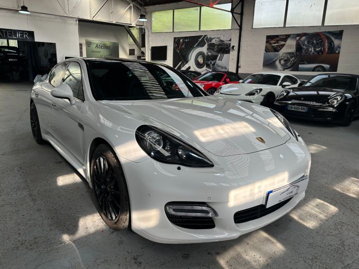 Porsche Panamera PORSCHE PANAMERA TURBO S 4.8 550CV PDK / TOE / PSE / CHONO /FULL OPTIONS Blanc - 11