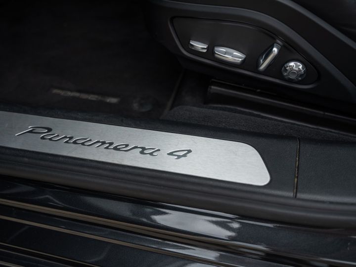 Porsche Panamera Sport Turismo 4 E-Hybrid - 906 €/mois - Toit Pano, Echap. Sport, Roues AR Directrices, SportDesign Noir, Bose, Caméra 360°, ... - Révisée 2024 - Gar. Gris Volcano Métallisé - 16