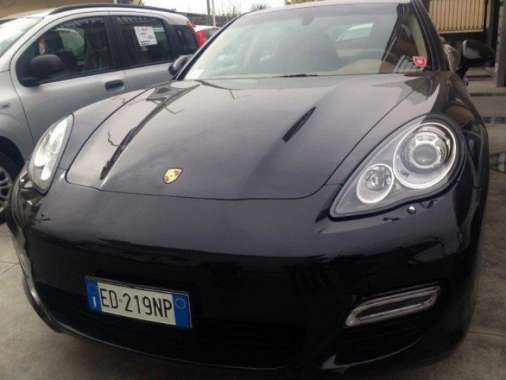 Porsche Panamera V8 4.8 TURBO     Essence NOIRE - 2