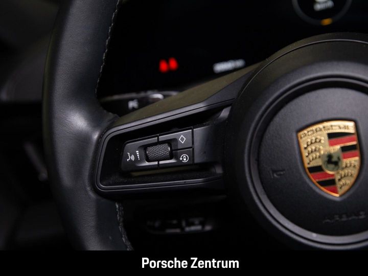 Porsche Taycan PERFORMANCE SUPENSION PNEUMATIQUE PORSCHE TAYCAN+ 20 PREMIERE MAIN PORSCHE APPROVED Noir - 14