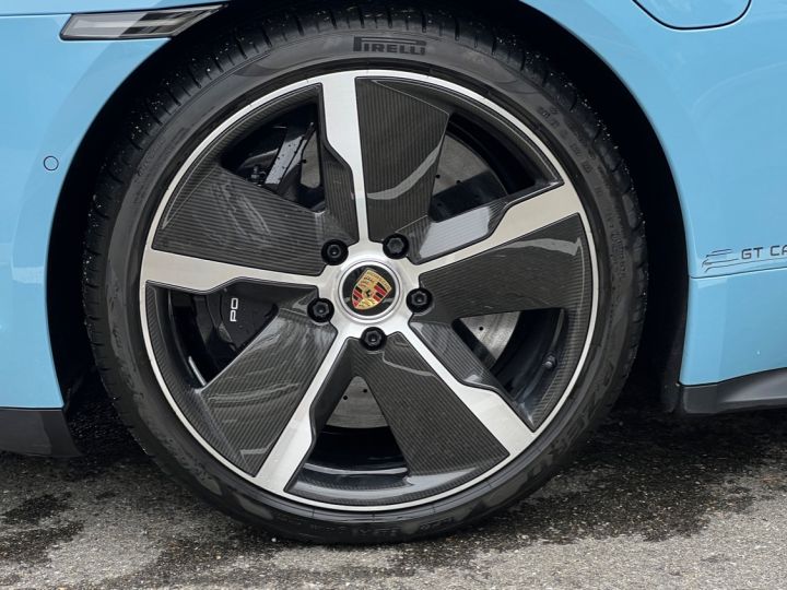 Porsche Taycan Porsche Taycan Turbo S - LOA 1 682 Euros Par Mois - 761 Ch - 5 Places - Jantes carbone Bleu Glacé Métallisé - 21