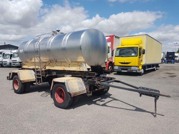 Remolque Fruehauf Cisterna alimentaria CITERNE INOX ETA 4500 litres 2 essieux GRIS - NOIR - 3
