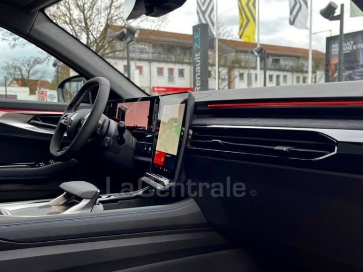 Renault Austral MILD HYBRID 160 AUTO TECHNO ESPRIT ALPINE noir metal - 28