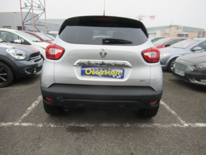 Renault Captur dCi 90 Energy eco² Intens Gris Clair - 5