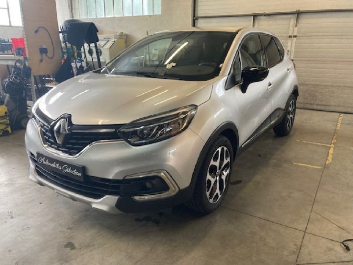 Renault Captur dCi 90 Intens GRIS CLAIR - 3