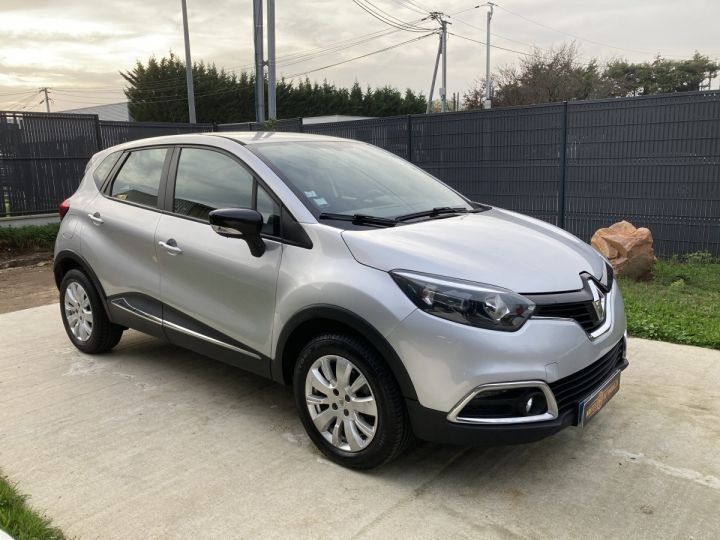 Renault Captur RENAULT CAPTUR 1,5 DCI 90 CH BUSINESS  GRIS ALU  - 8