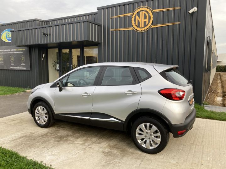 Renault Captur RENAULT CAPTUR 1,5 DCI 90 CH BUSINESS  GRIS ALU  - 11