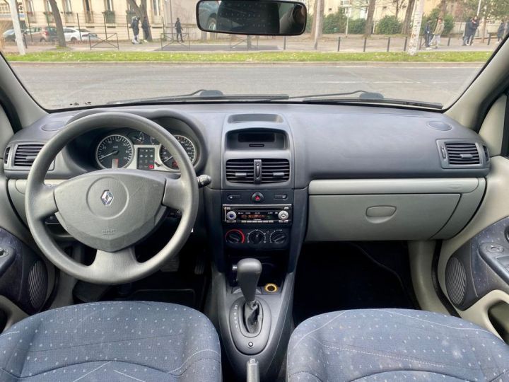 Renault Clio 1.4 98 CONFORT AUTHENTIQUE BLEU - 15
