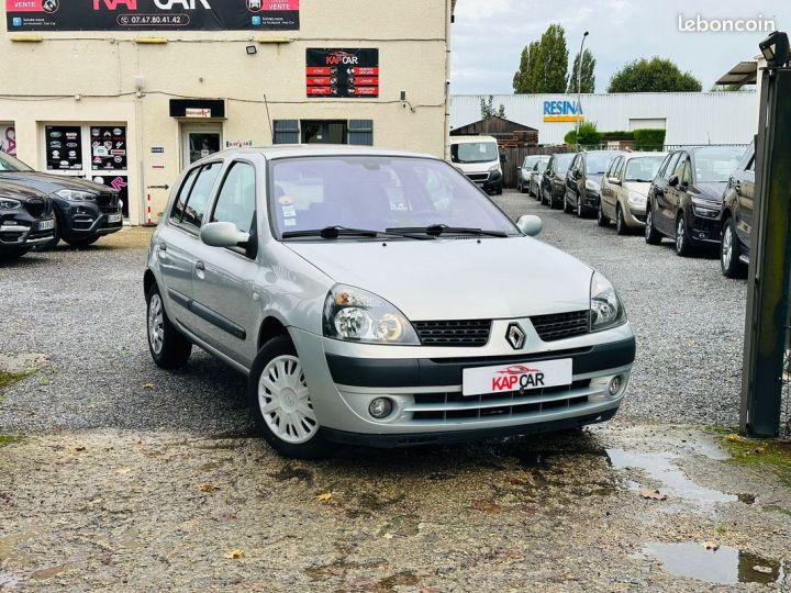 Renault Clio 1.4 Privilege DISTRIBUTION NEUVE garantie 6 mois Gris - 1