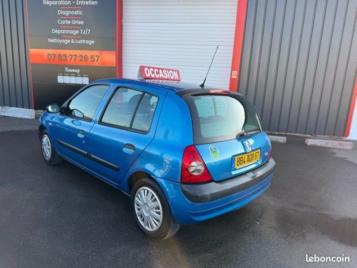 Renault Clio 2 Phase 1.5 DCI 68cv 1 ère main garantie Bleu - 3