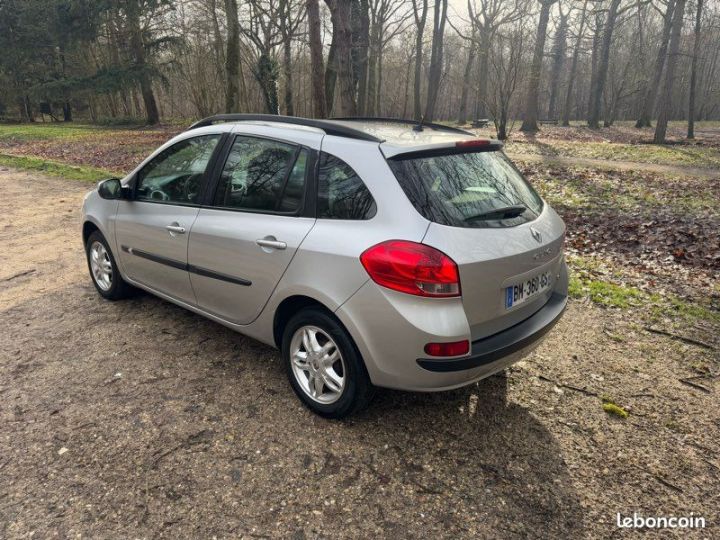 Renault Clio 3 1.2 Expression Clim Distribution neuve, rien à prévoir Gris - 3