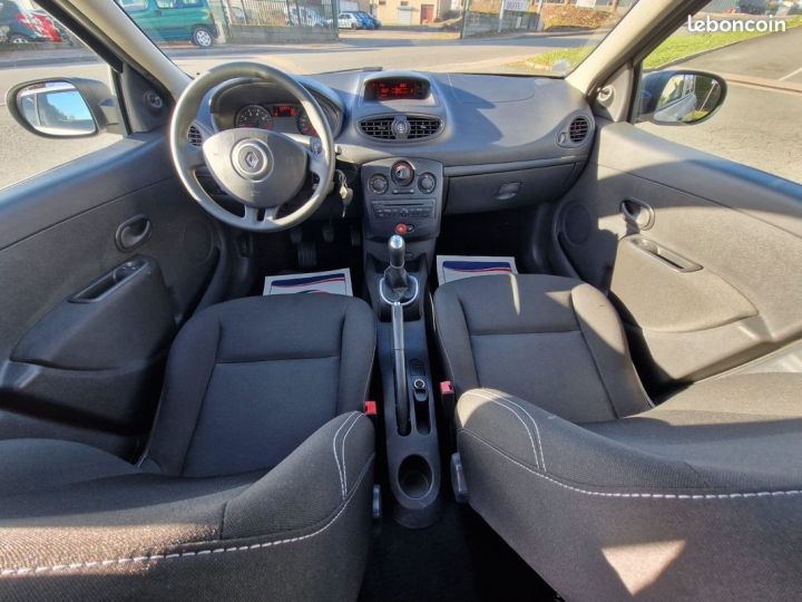 Renault Clio 3 1.2i 75cv 42854 Km 1ère Main Crit'Air 1 Gris - 5