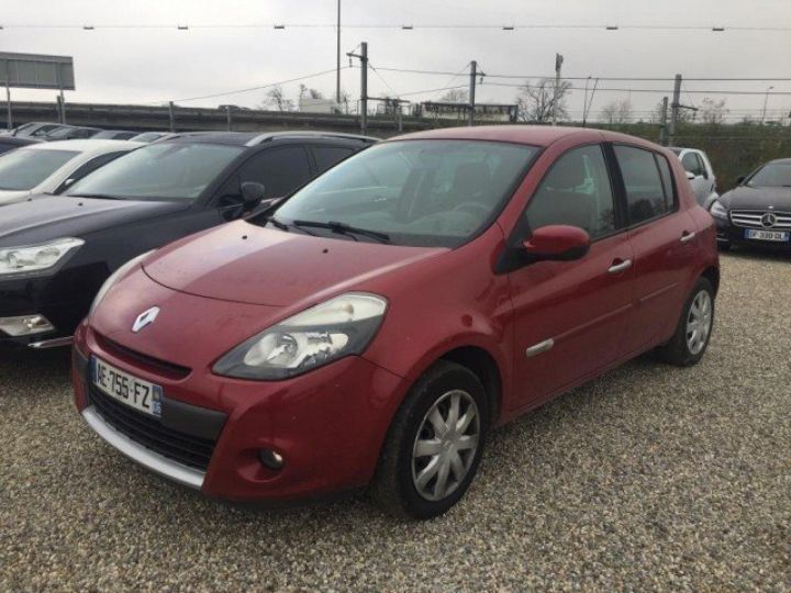 Renault Clio 3 1.5 DCI 85cv DYNAMIQUE 5P     Diesel ROUGE METAL - 3