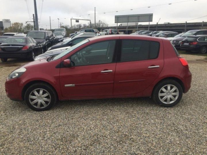 Renault Clio 3 1.5 DCI 85cv DYNAMIQUE 5P     Diesel ROUGE METAL - 4