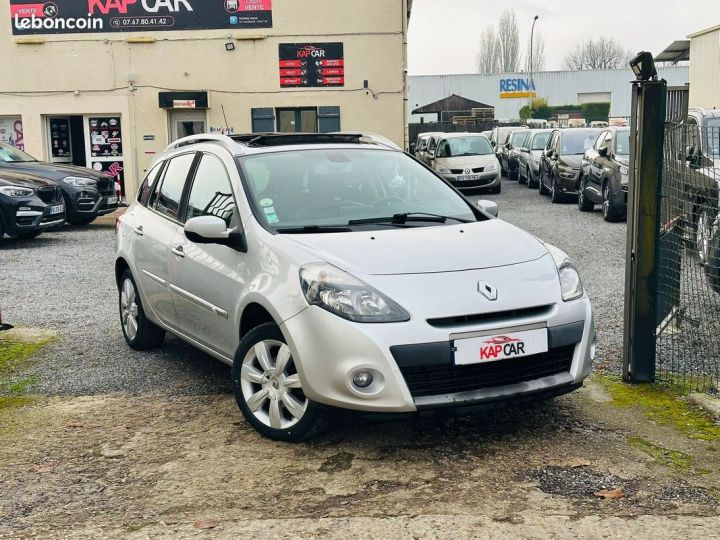 Renault Clio ESTATE 1.5 DCI 90 DYNAMIQUE TOMTOM Garantie 6 mois Gris - 1