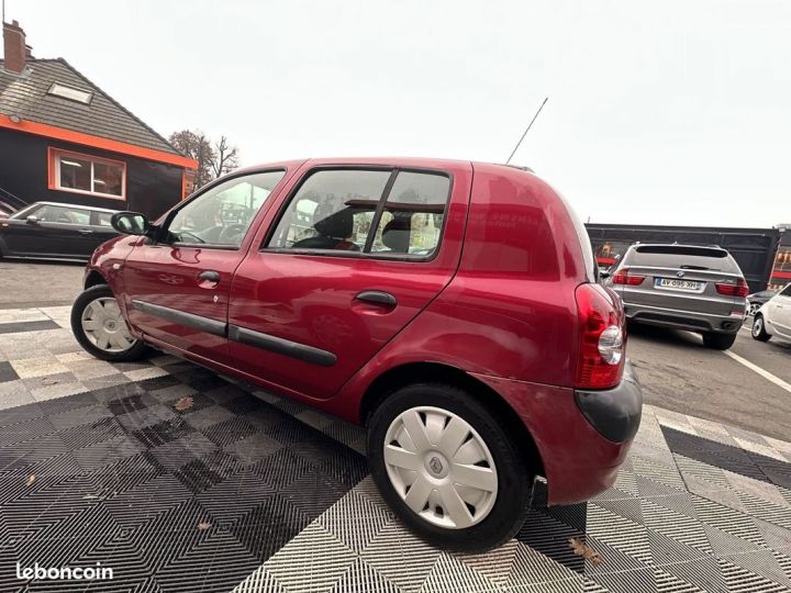 Renault Clio II 1.2 16V 75CH EXPRESSION 5P Rouge - 2