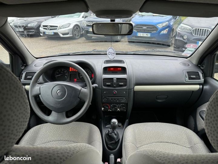 Renault Clio ii 1.5 dci 80 ch campus Gris - 3