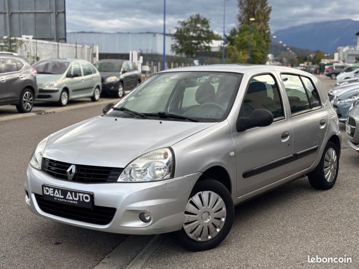 Renault Clio II (2) Campus 1.2 ESS 60 5P Gris - 1