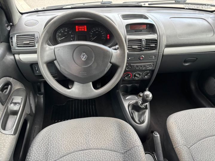 Renault Clio II (2) Campus 1.2 ESS 60 5P Gris - 3