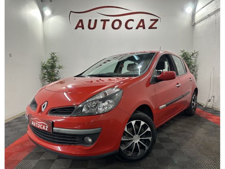 Renault Clio III 1.2 16V 75 eco2 Rip Curl  Rouge - 1