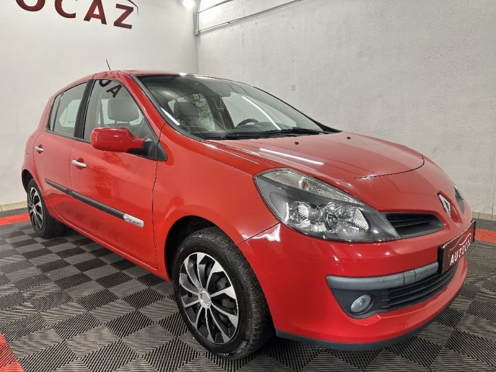 Renault Clio III 1.2 16V 75 eco2 Rip Curl  Rouge - 5