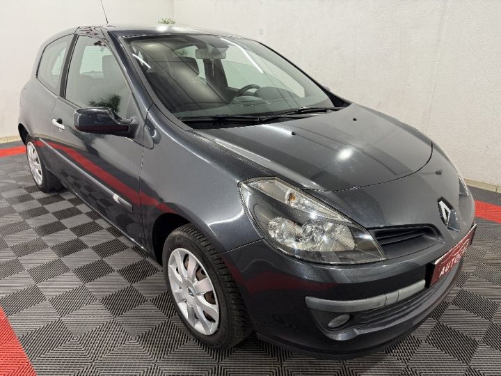 Renault Clio III 1.2 16V 75 Expression +88000KM Gris Foncé - 5