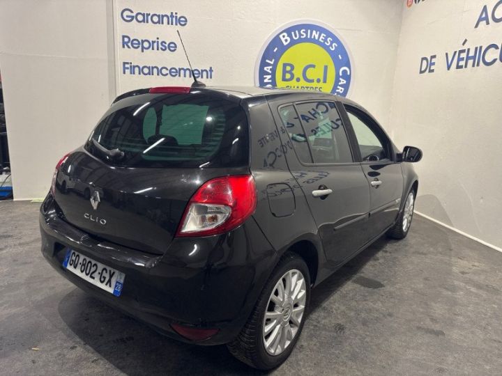 Renault Clio III 1.2 TCE 100CH EXPRESSION 5P Noir - 5