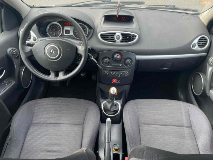 Renault Clio III 1.5 dCi 1461cm3 68cv  Gris Laqué - 6