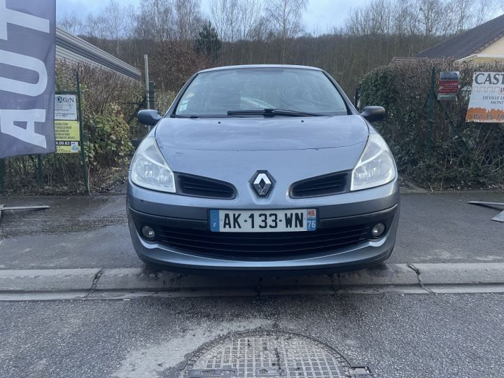 Renault Clio III 1.5 dCi 1461cm3 86cv  Gris Laqué - 2