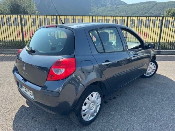 Renault Clio III 1.5 DCI 70CH EXPRESSION 5P Gris F - 1