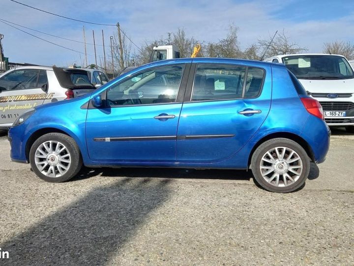 Renault Clio III 1.5 DCI 85 DYNAMIQUE 5 PORTES Bleu - 2