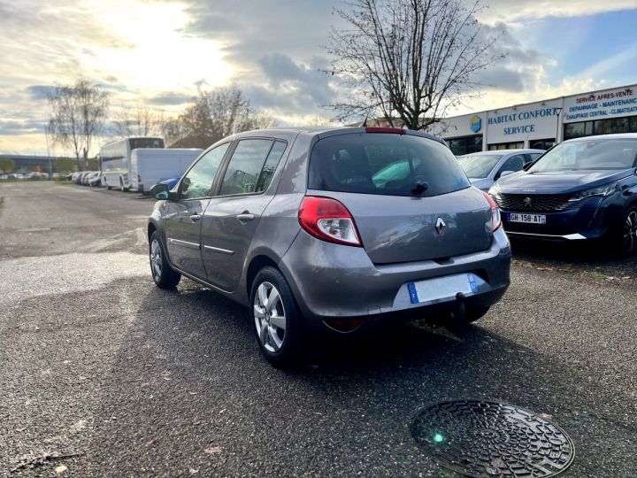 Renault Clio III (B/C85) 1.2 TCe 100ch Exception 5p GRIS - 4