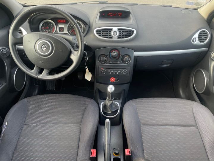 Renault Clio III DYNAMIQUE 1.5 DCI 79CV Cuivre Laqué - 6