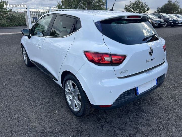 Renault Clio IV 0.9 TCE 90CH ENERGY BUSINESS 5P Blanc - 4