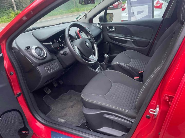 Renault Clio IV 1.2 16V 1149cm3 73cv Rouge Laqué - 4