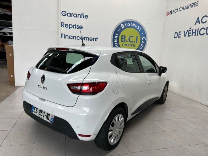 Renault Clio IV 1.5 DCI 90CH ENERGY BUSINESS 82G 5P Blanc - 3