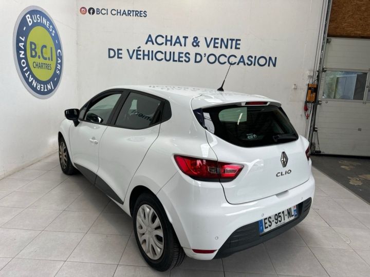 Renault Clio IV 1.5 DCI 90CH ENERGY BUSINESS 82G 5P Blanc - 5