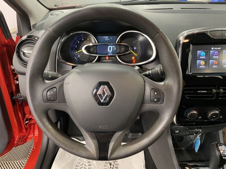 Renault Clio IV dCi 90 eco2 ZEN EDC +114000KM Rouge - 11